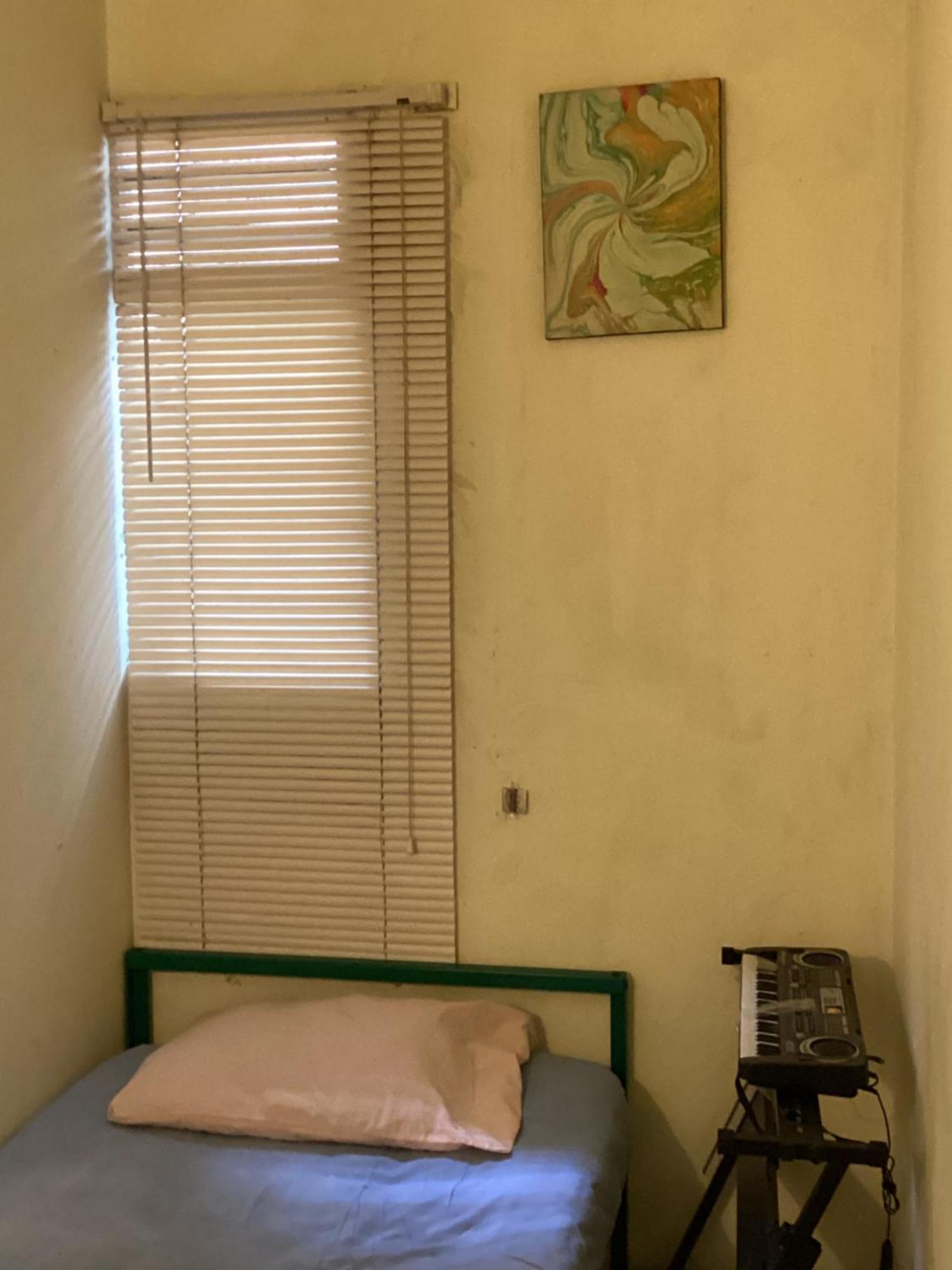 Kos Omah Yanto 19 Guest House Jakarta Luaran gambar